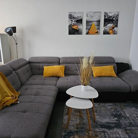 Warburg, Fewo "Sweet Home" 2,5 Zi- Eg-Separater Eingang - Parkplatz - Terasse- Komfortabel,Renoviert Esterno foto