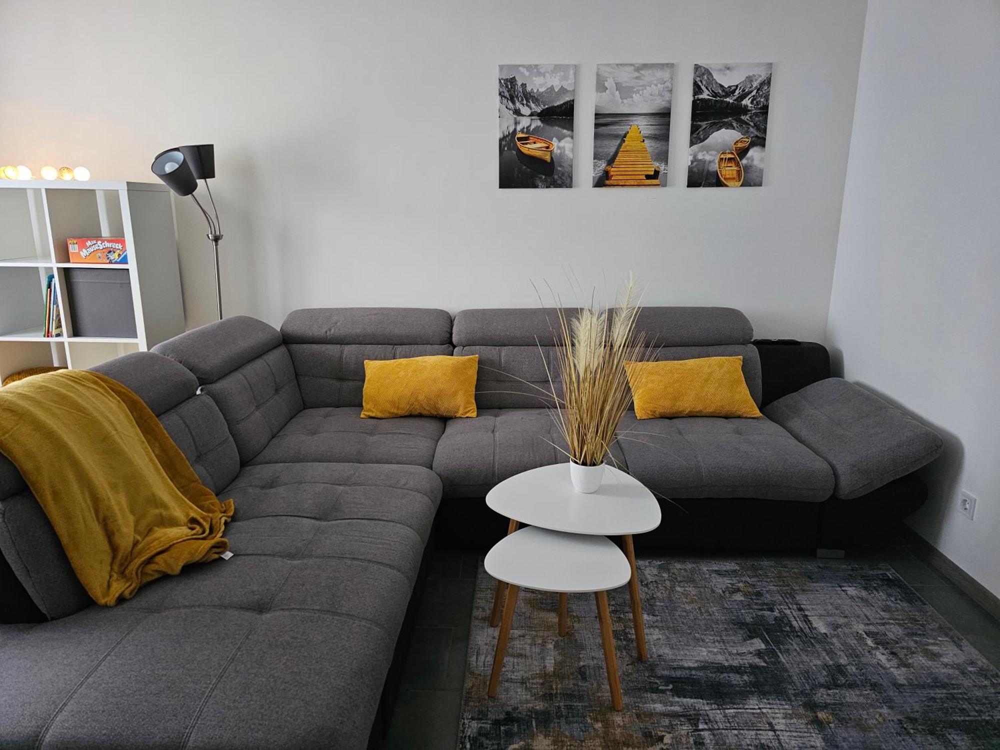 Warburg, Fewo "Sweet Home" 2,5 Zi- Eg-Separater Eingang - Parkplatz - Terasse- Komfortabel,Renoviert Esterno foto
