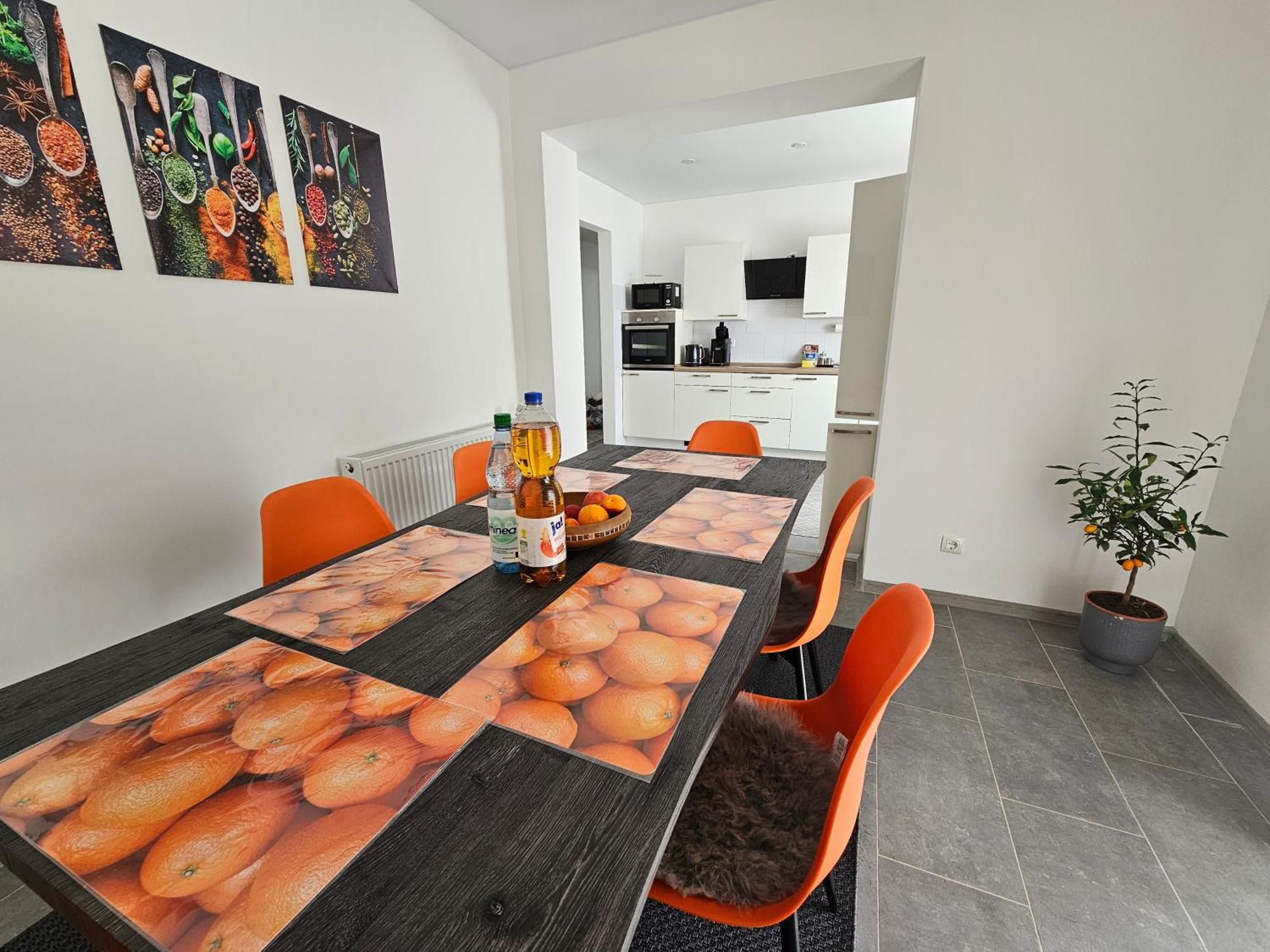 Warburg, Fewo "Sweet Home" 2,5 Zi- Eg-Separater Eingang - Parkplatz - Terasse- Komfortabel,Renoviert Esterno foto