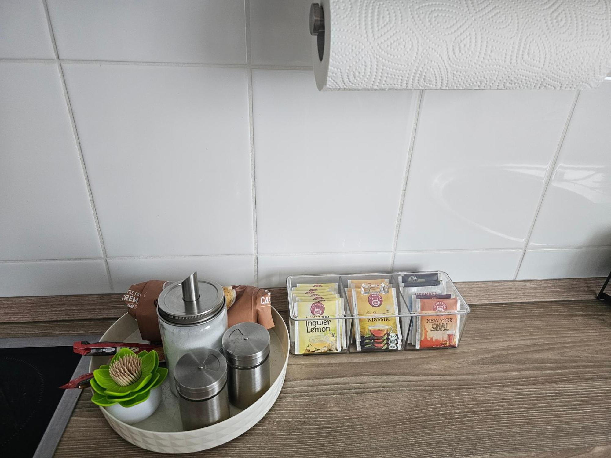 Warburg, Fewo "Sweet Home" 2,5 Zi- Eg-Separater Eingang - Parkplatz - Terasse- Komfortabel,Renoviert Esterno foto