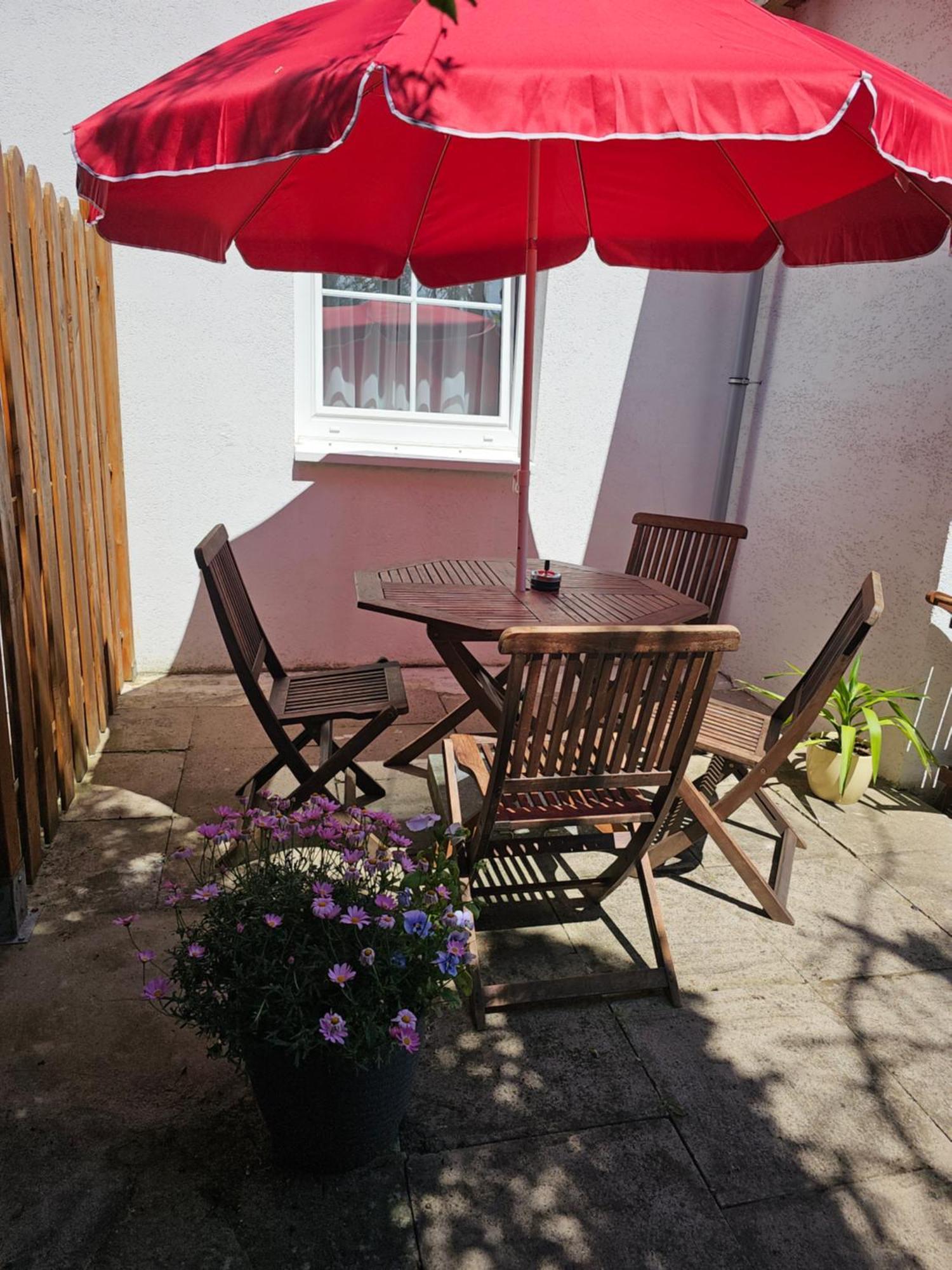 Warburg, Fewo "Sweet Home" 2,5 Zi- Eg-Separater Eingang - Parkplatz - Terasse- Komfortabel,Renoviert Esterno foto