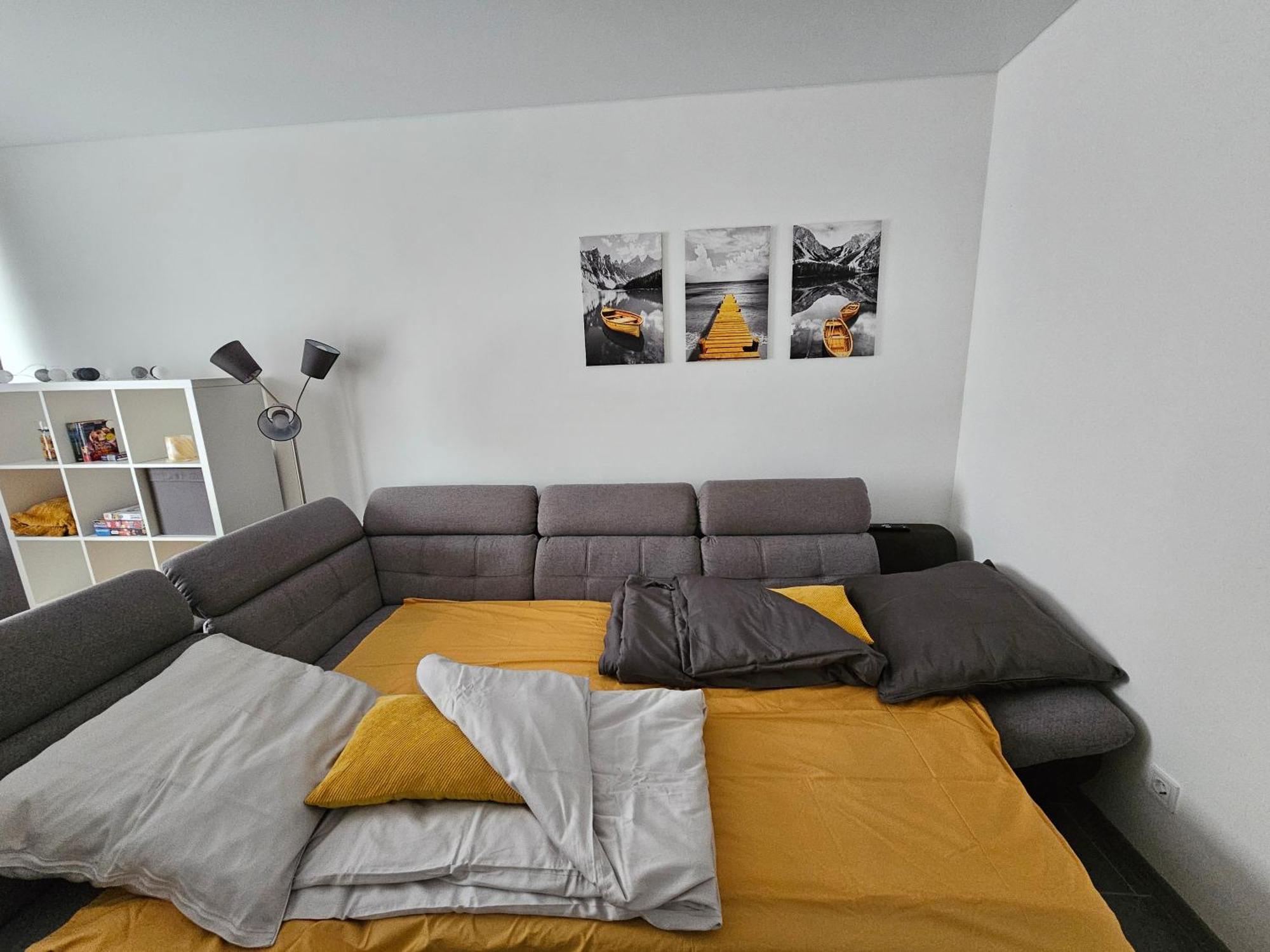 Warburg, Fewo "Sweet Home" 2,5 Zi- Eg-Separater Eingang - Parkplatz - Terasse- Komfortabel,Renoviert Esterno foto